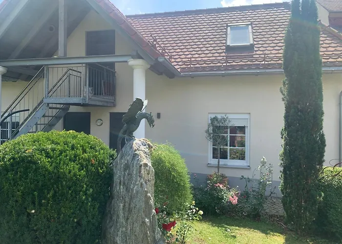 Bezaubernde Mit Rosengarten Waldershof