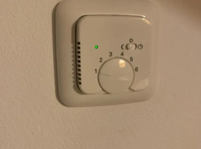 Bezaubernde Mit Rosengarten Appartement