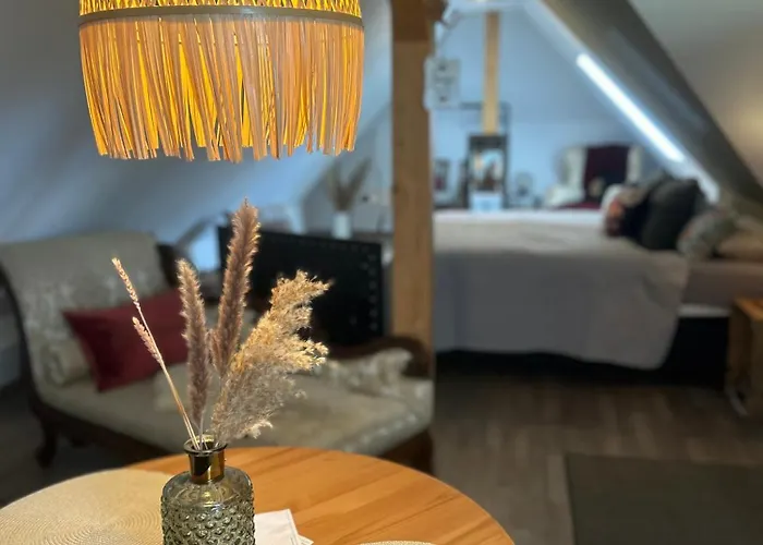 아파트 Bezaubernde Mit Rosengarten