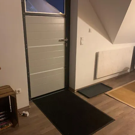 Bezaubernde Mit Rosengarten Appartamento